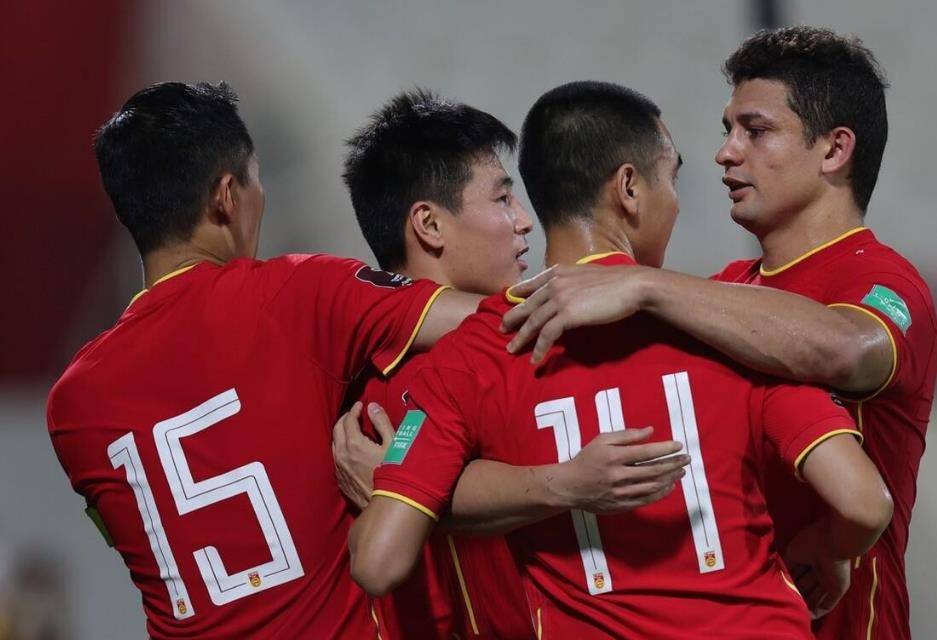 杨希曾在西, 力均在杜月, 以期打开中 杨希曾在西, 力均在杜月, 以期打开中